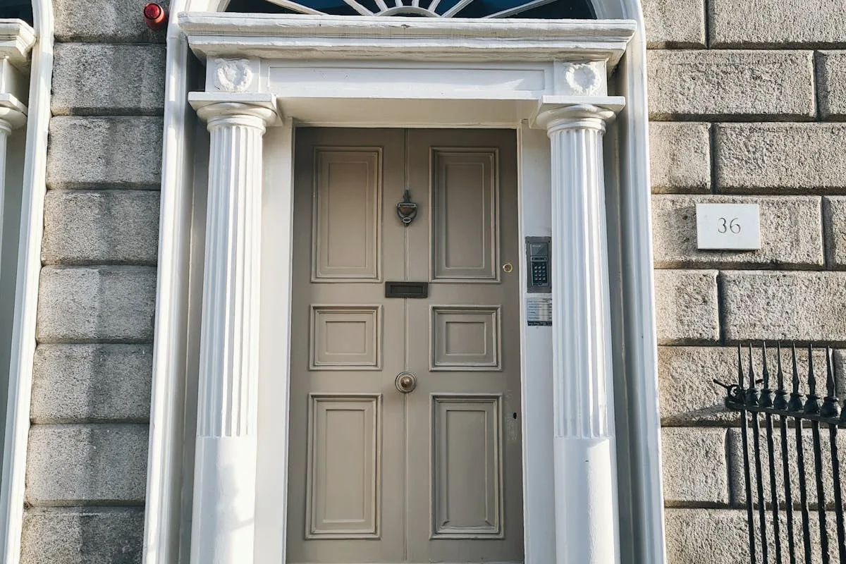 The Willows — Georgian Restoration — detail 2