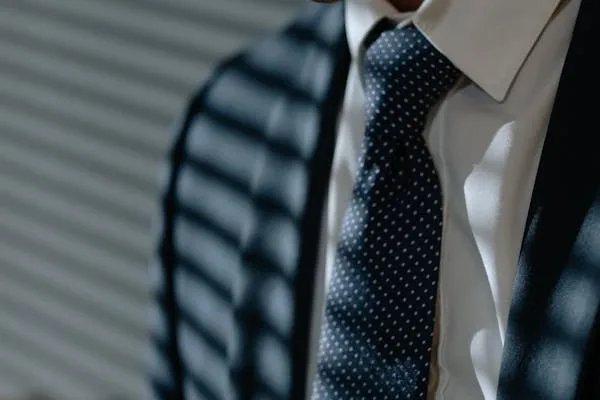 Portrait of Tom Aldridge, Senior Site Manager at Hartwell & Stone